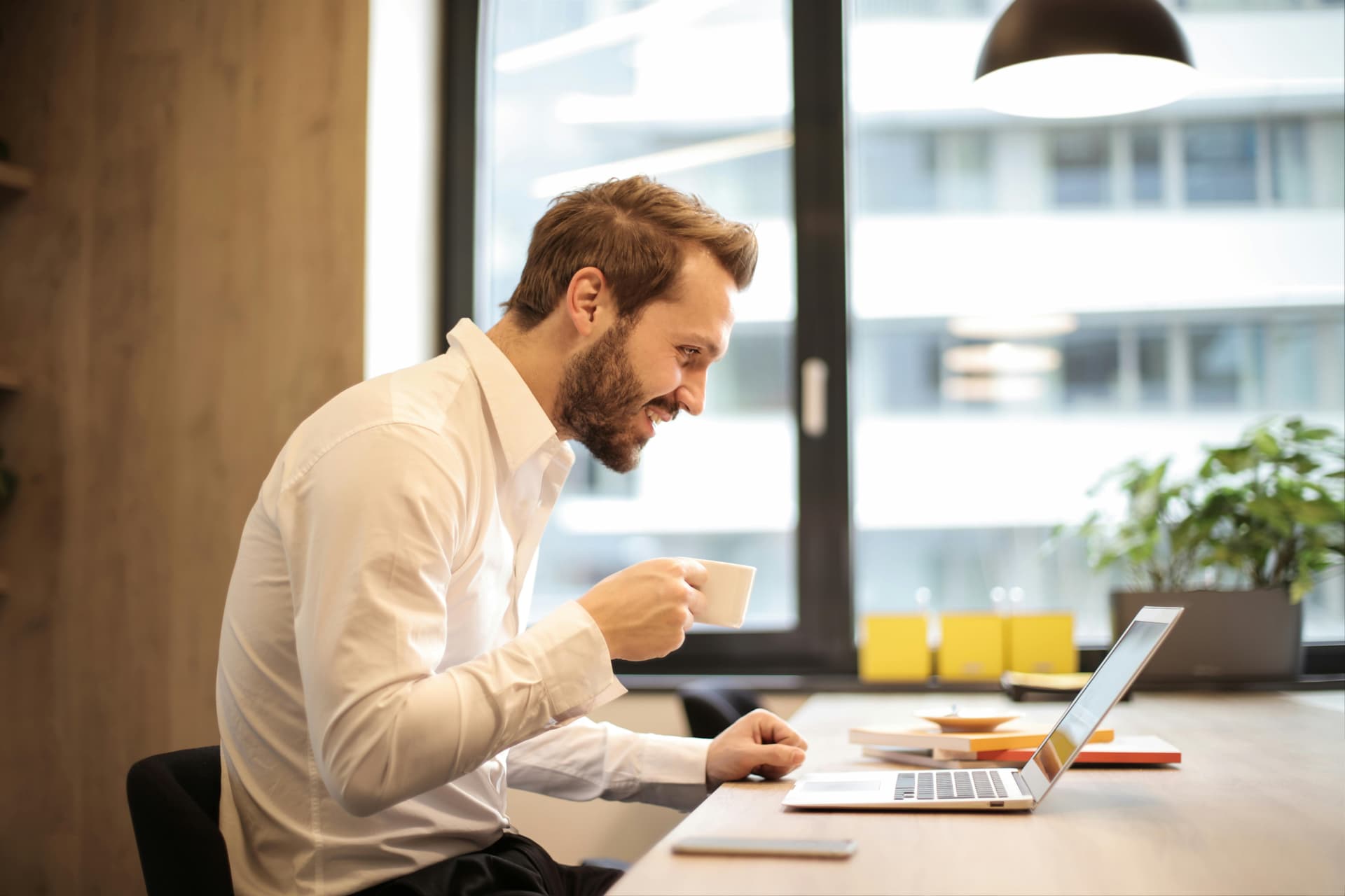 The Man Who Masters Nine Remote Jobs: A 6-Figure Income Strategy That Raises Ethical Questions